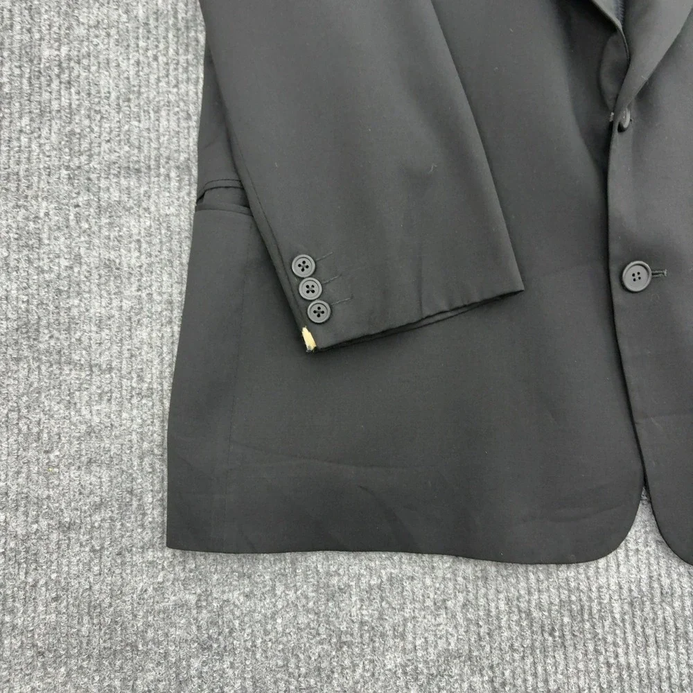 Giorgio Armani Blazer Mens 44 Black Wool Two Button Made in Italy Luxury Classic